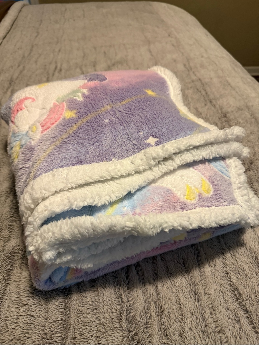 Source Unknown Purple Pink Pastel Unicorn Sherpa Throw Blanket